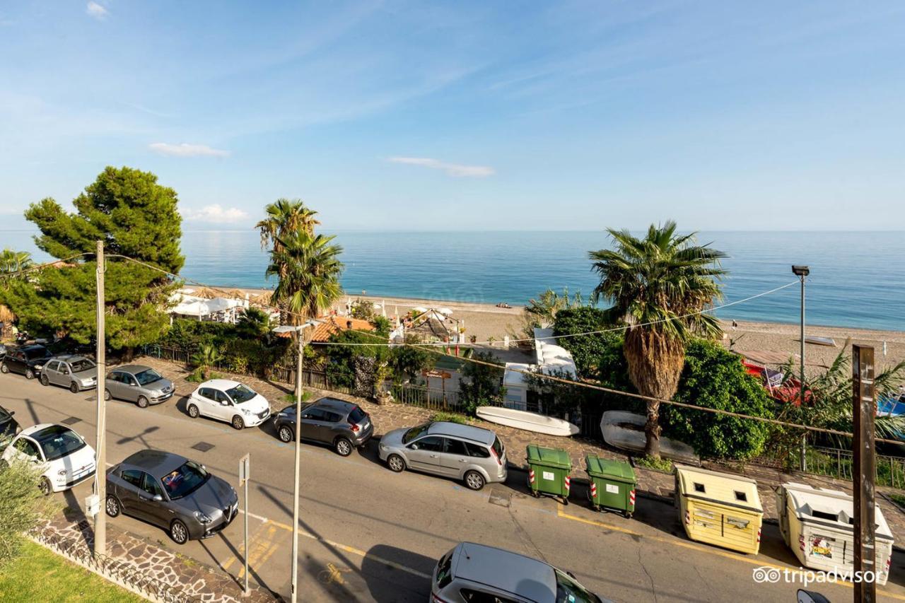 Taormina Hotel Calipso Mazzeo Exterior photo